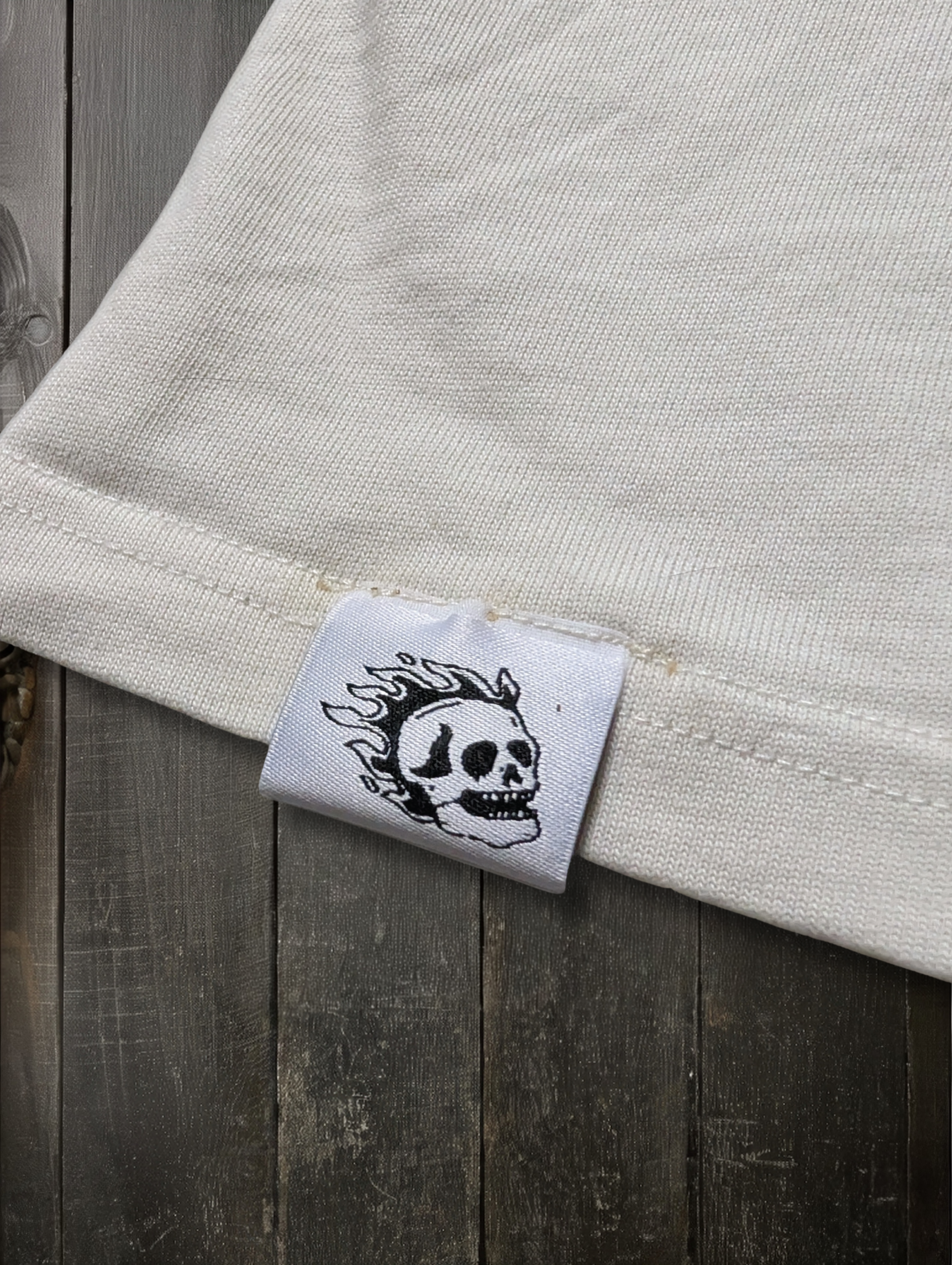 'Chateau Midnight' T-Shirt -Vintage White