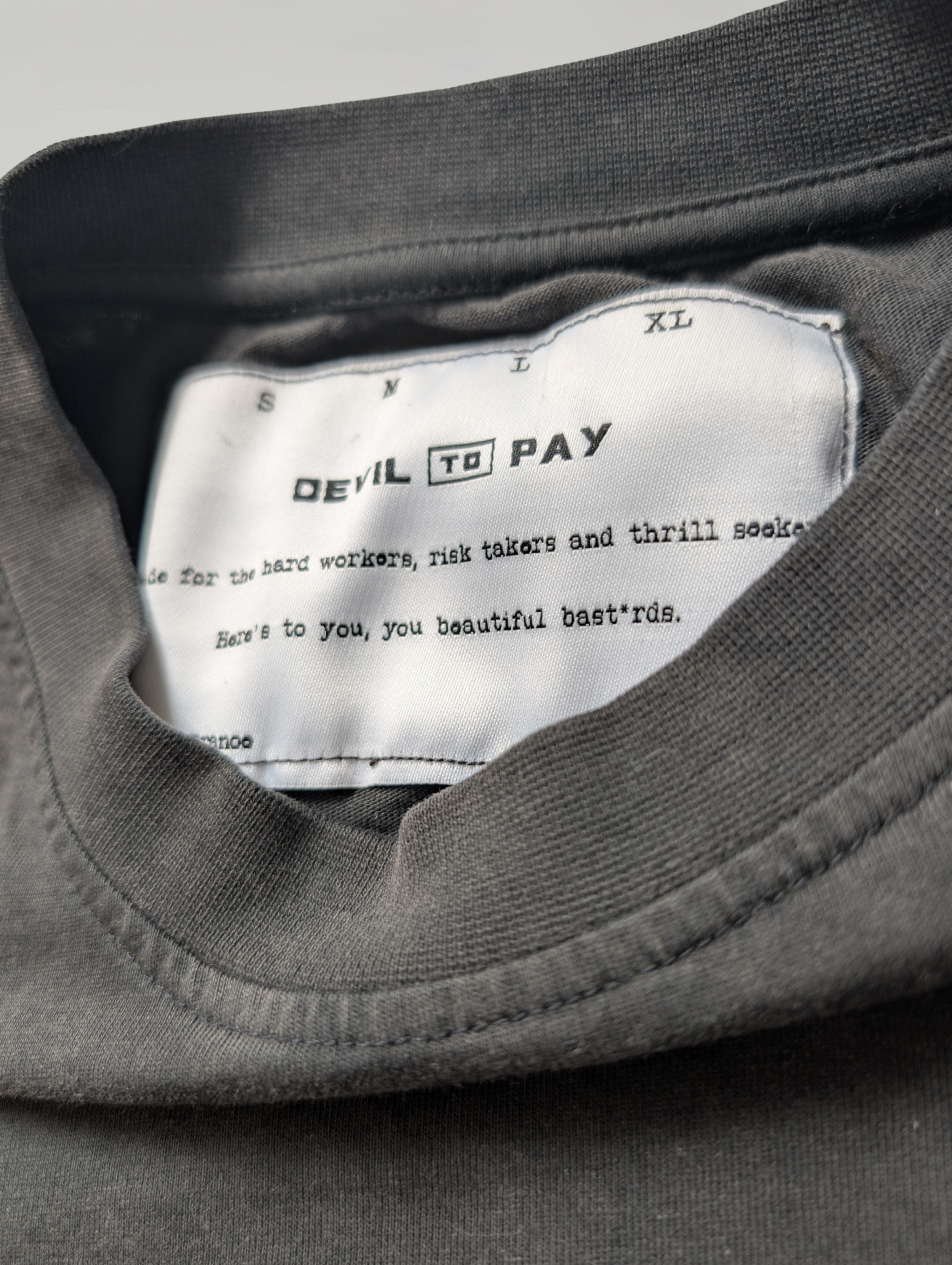 'Can't Stop' T-Shirt - Vintage Black